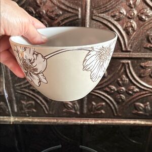 Pfaltzgraff Alexa Taupe Ceramic Bowl
